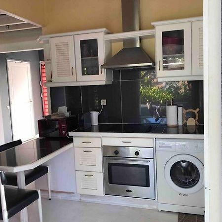 Nogent Sainte-rose: Villa avec piscine privée Extérieur photo